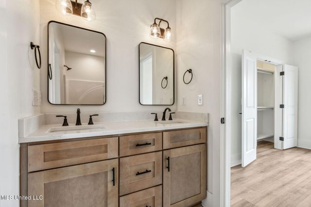 136 Vista Drive, Pass Christian, MS 39571