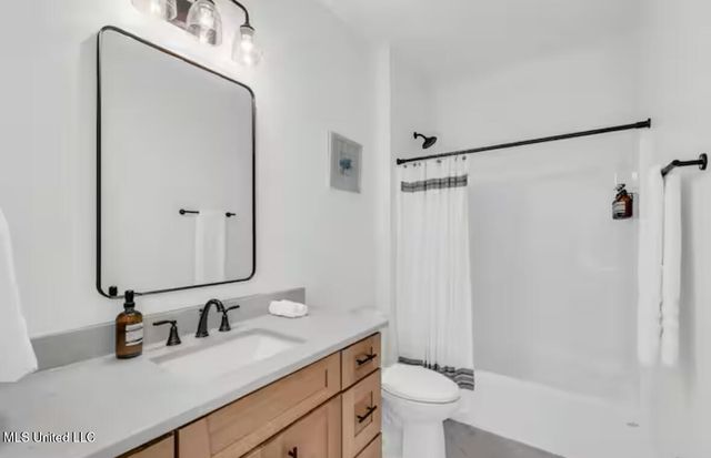 136 Vista Drive, Pass Christian, MS 39571