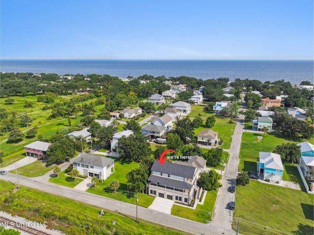 136 Vista Drive, Pass Christian, MS 39571