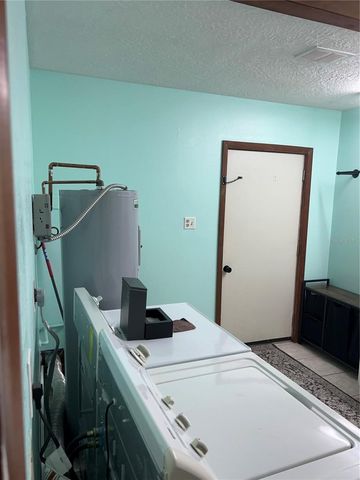 5561 NE 5TH PLACE, Ocala, FL 34470