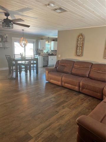 5561 NE 5TH PLACE, Ocala, FL 34470