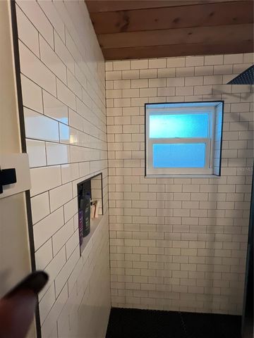 5561 NE 5TH PLACE, Ocala, FL 34470