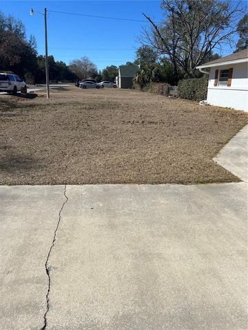 5561 NE 5TH PLACE, Ocala, FL 34470