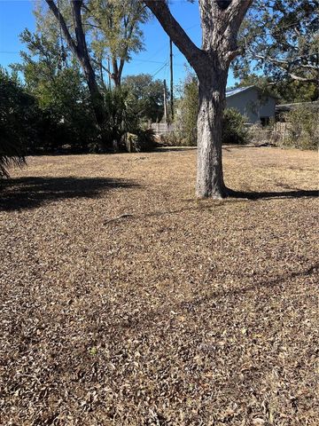 5561 NE 5TH PLACE, Ocala, FL 34470