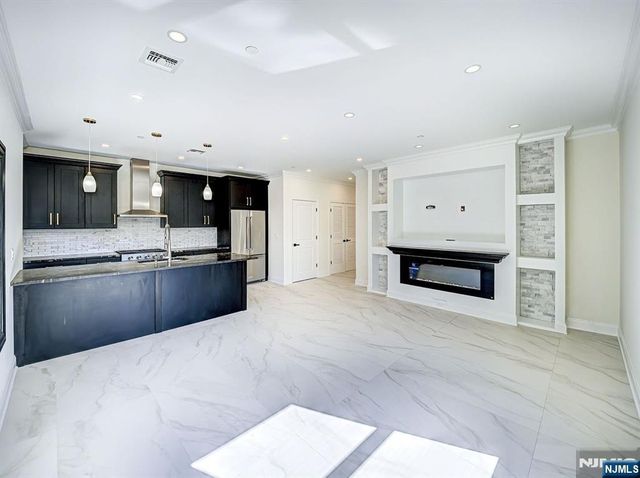 208 Nwk Pompton Turnpike 201, Little Falls, NJ 07424