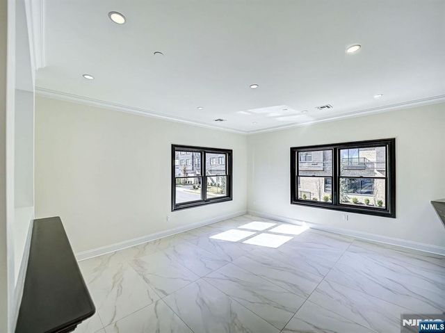 208 Nwk Pompton Turnpike 201, Little Falls, NJ 07424