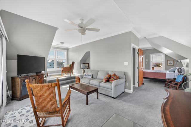 103 Mcleod Avenue, Holly Ridge, NC 28445