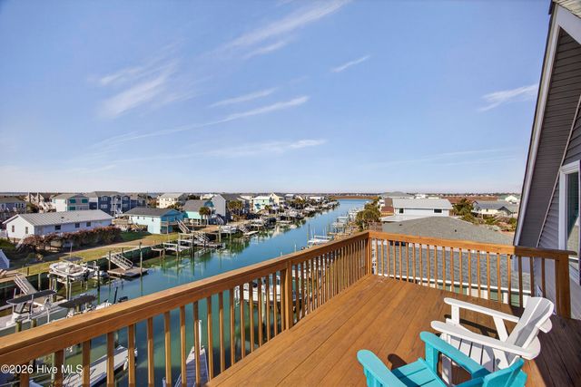 103 Mcleod Avenue, Holly Ridge, NC 28445