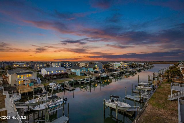 103 Mcleod Avenue, Holly Ridge, NC 28445