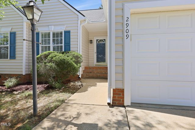 2909 Alder Ridge Lane, Raleigh, NC 27603