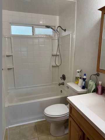 7428 Autumn Ave, Citrus Heights, CA 95621