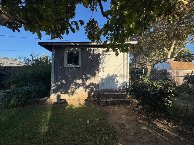 7428 Autumn Ave, Citrus Heights, CA 95621