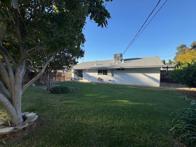 7428 Autumn Ave, Citrus Heights, CA 95621