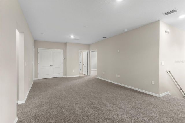 5121 OAKBOURNE AVENUE, Davenport, FL 33837