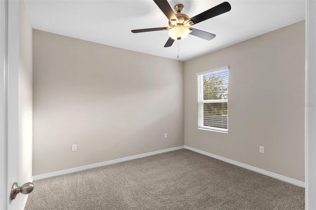 5121 OAKBOURNE AVENUE, Davenport, FL 33837