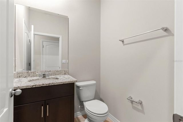 5121 OAKBOURNE AVENUE, Davenport, FL 33837