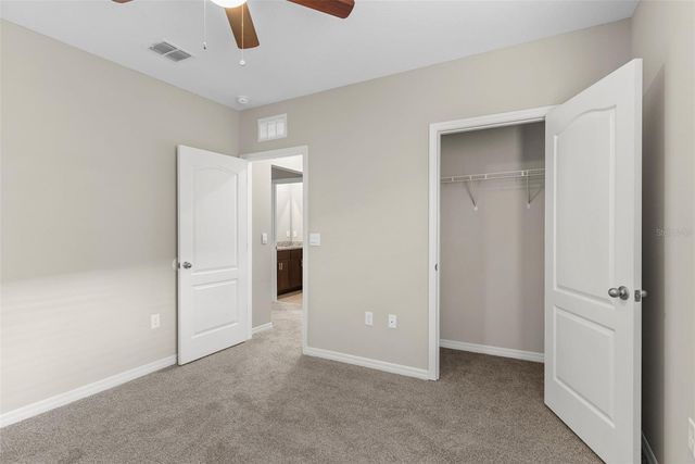 5121 OAKBOURNE AVENUE, Davenport, FL 33837