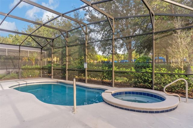 5121 OAKBOURNE AVENUE, Davenport, FL 33837