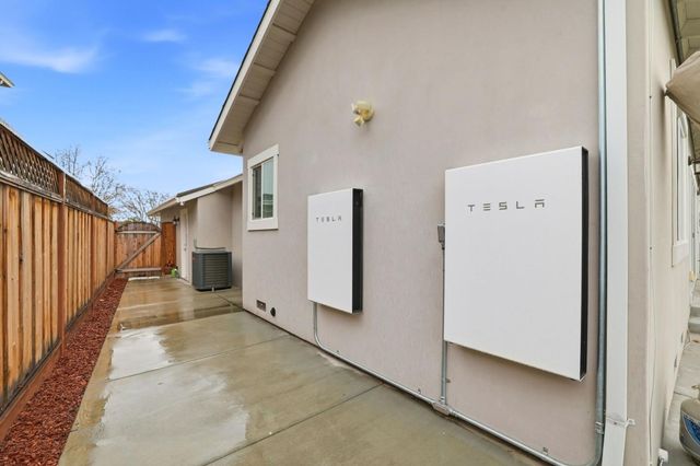 443 Juanita Drive, Santa Clara, CA 95050