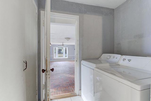 1057 WHITEHAVEN LN, Memphis, TN 38116