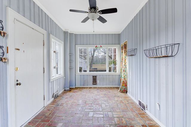 1057 WHITEHAVEN LN, Memphis, TN 38116