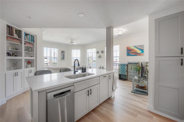 700 S HARBOUR ISLAND BOULEVARD 713, Tampa, FL 33602