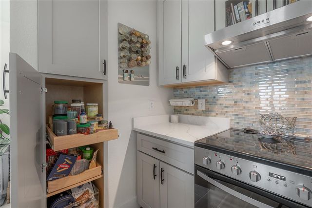 700 S HARBOUR ISLAND BOULEVARD 713, Tampa, FL 33602