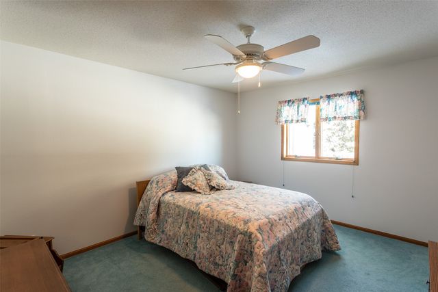 1906 Lowell Street, Granger, IA 50109