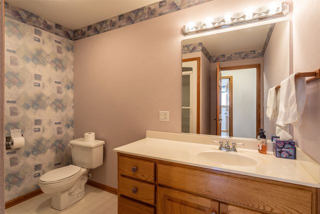 1906 Lowell Street, Granger, IA 50109