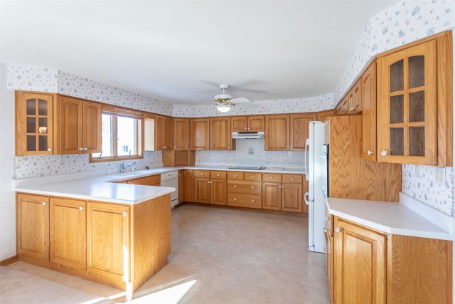 1906 Lowell Street, Granger, IA 50109