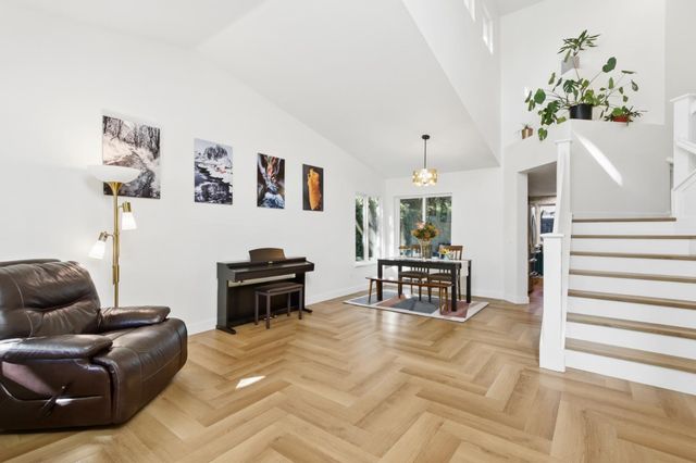 1303 Caceres Ct, Davis, CA 95618