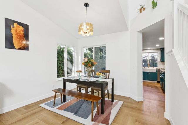 1303 Caceres Ct, Davis, CA 95618