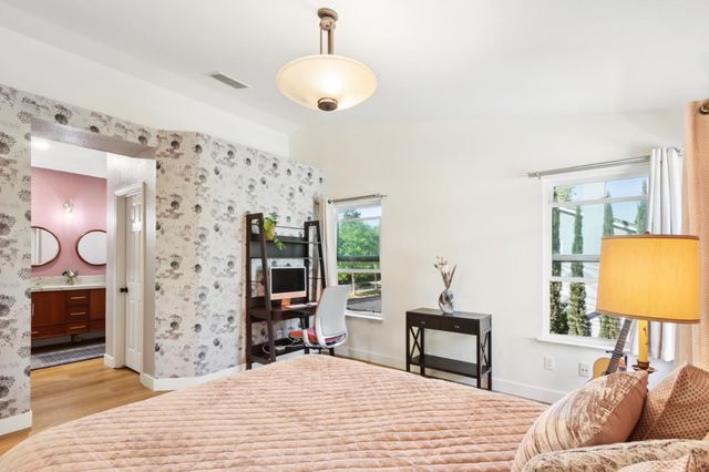 1303 Caceres Ct, Davis, CA 95618