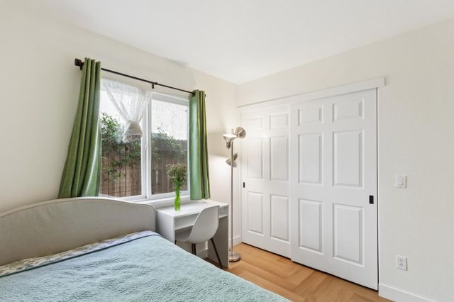 1303 Caceres Ct, Davis, CA 95618