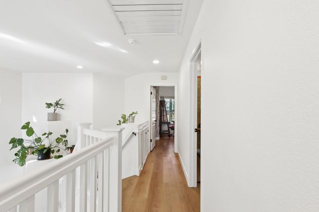 1303 Caceres Ct, Davis, CA 95618