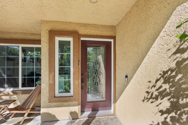 1303 Caceres Ct, Davis, CA 95618