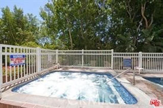 10535 Wilshire Blvd. 612, Los Angeles, CA 90024