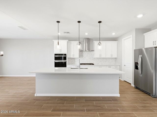 7853 W BRYCE Lane, Glendale, AZ 85303