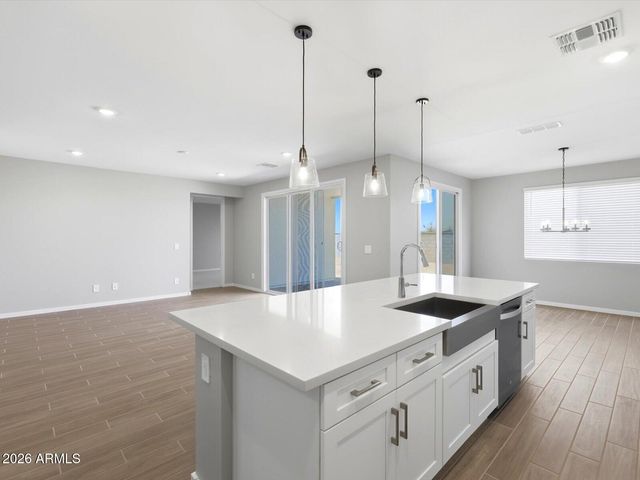 7853 W BRYCE Lane, Glendale, AZ 85303