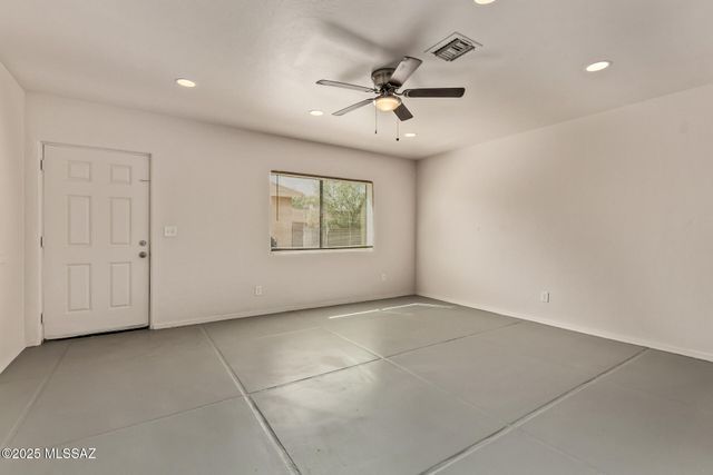 1025 E 24th Street, Tucson, AZ 85713