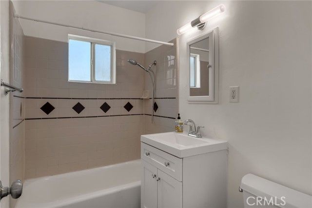 10202 Mina Avenue, Whittier, CA 90605