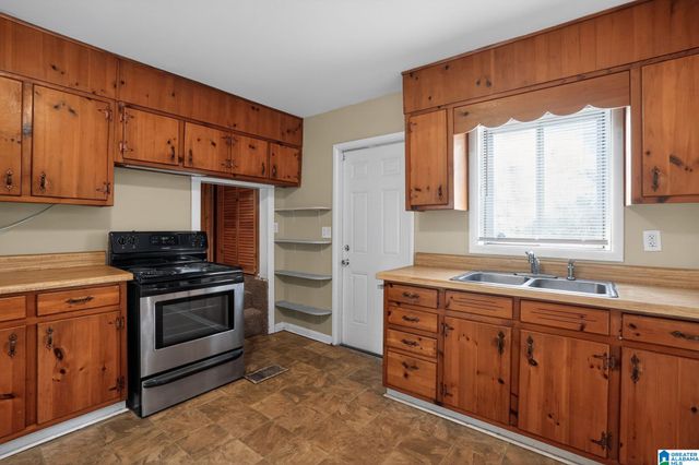 204 13TH AVENUE NE, Birmingham, AL 35215