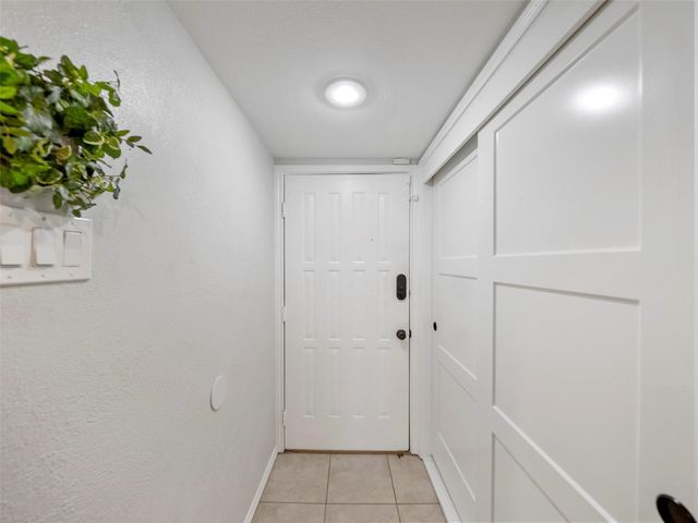 2505 Wedglea Drive 126, Dallas, TX 75211