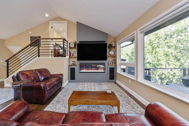 198 Sweetwater Dr, Murphys, CA 95247