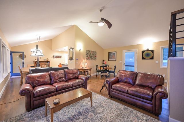 198 Sweetwater Dr, Murphys, CA 95247