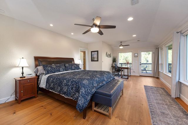 198 Sweetwater Dr, Murphys, CA 95247