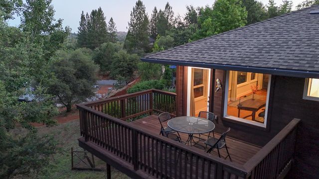 198 Sweetwater Dr, Murphys, CA 95247