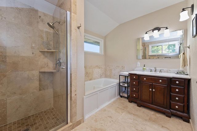 198 Sweetwater Dr, Murphys, CA 95247