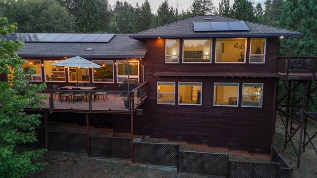 198 Sweetwater Dr, Murphys, CA 95247