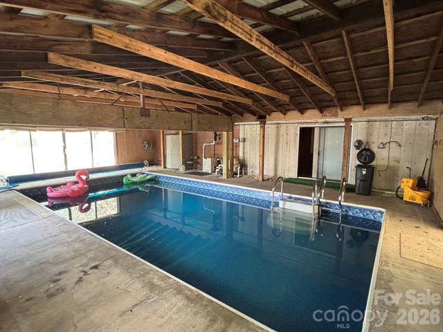 104 Turley Falls Road, Hendersonville, NC 28739
